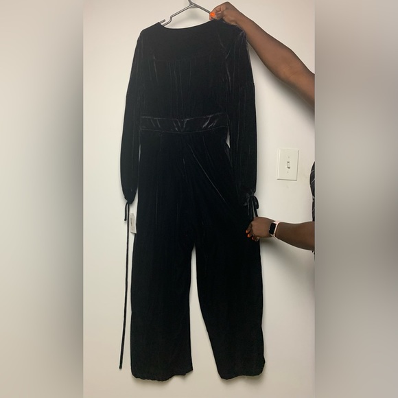 Free People Velvet style one-piece, Bohostyle, size small. NWT - Picture 3 of 4